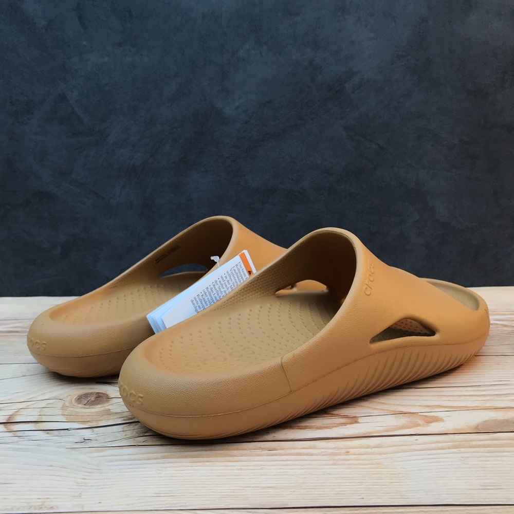 Crocs Mellow Slide - Picture 14 of 16